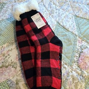 Plaid Cozy Fleece-Lined Cabin Socks - Red & Black